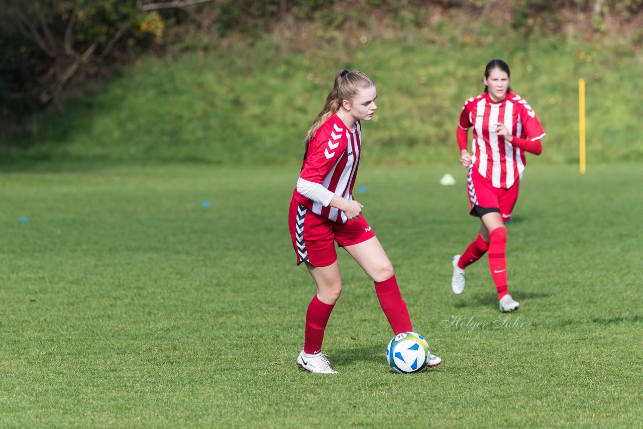 Bild 346 - wBJ TuS Tensfeld - SV Fortuna St. Juergen